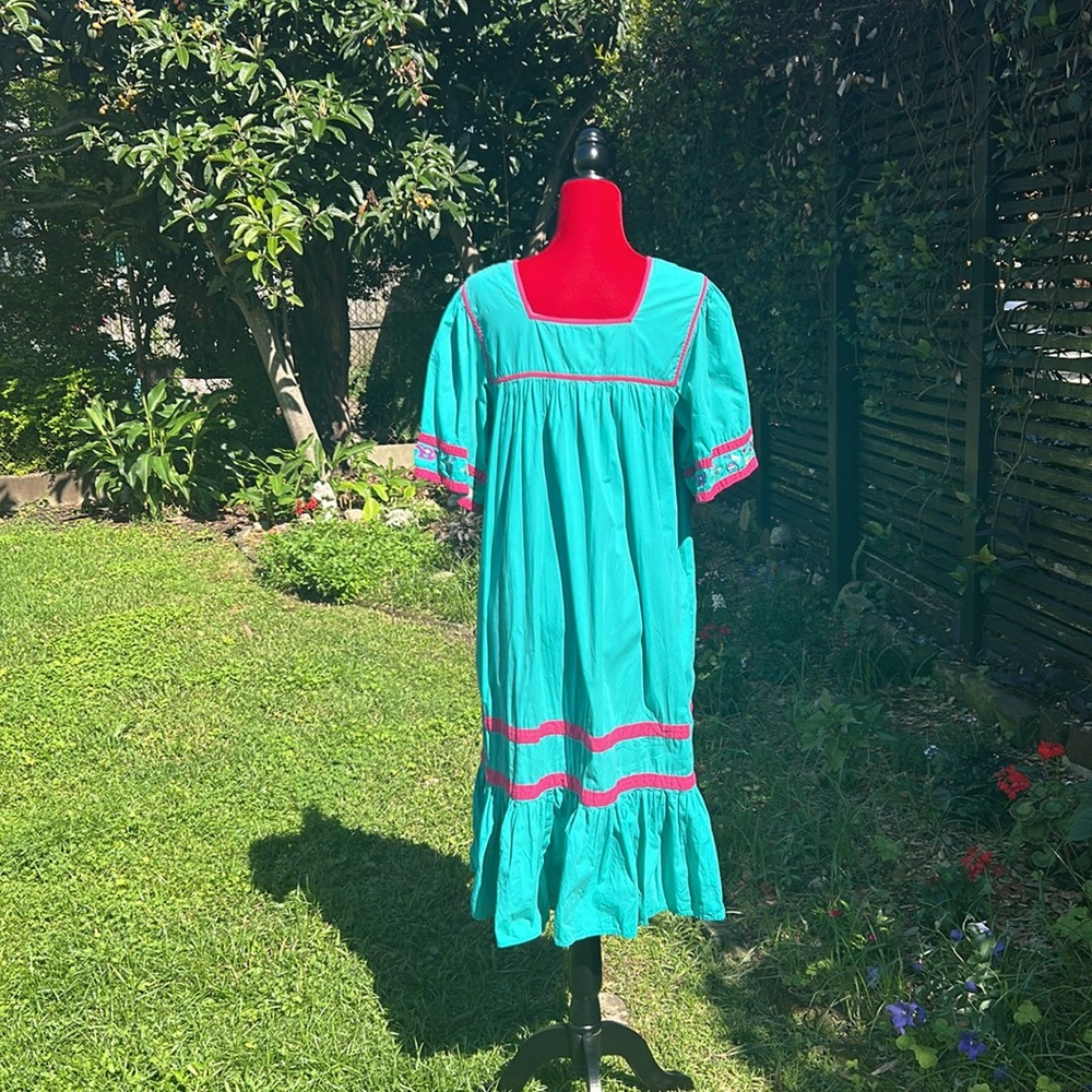 Embroidered Teal Garden Dress L - Picture 2 of 8